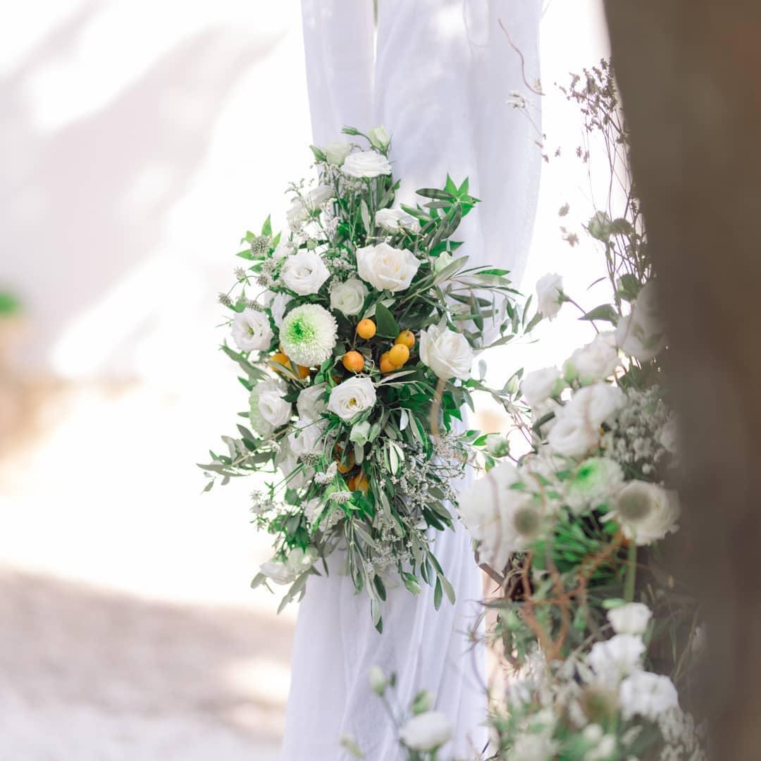 Ανθοστολισμός γάμου lilly Fleur