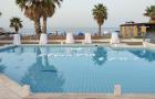 Beach Bar Βράχος Κερατέα