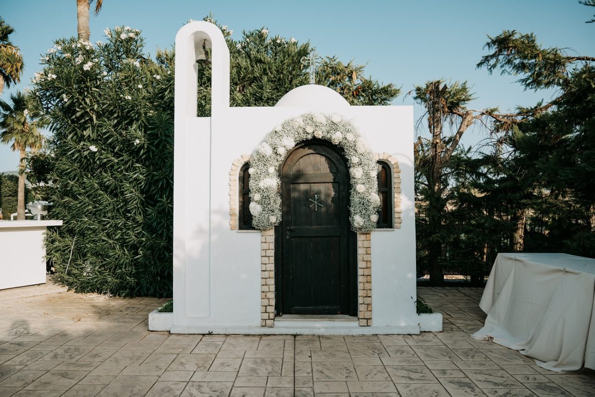κτήματα γάμου με εκκλησιά στην Πάρνηθα